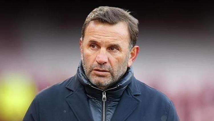 Galatasarayda 4 kadro dışı birden Okan Buruk hepsini sildi