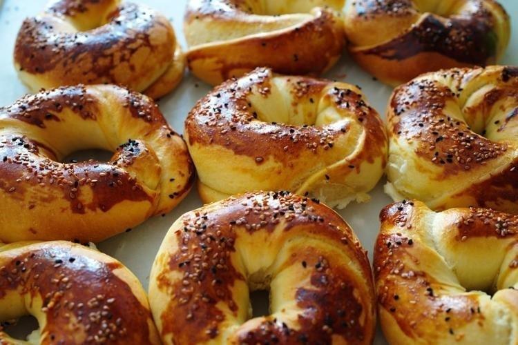 Tel tel ayrılan ve pamuk gibi yumuşacık olan kahvaltılık açmanın tam ölçülü tarifi Yiyen tekrar tekrar istiyor