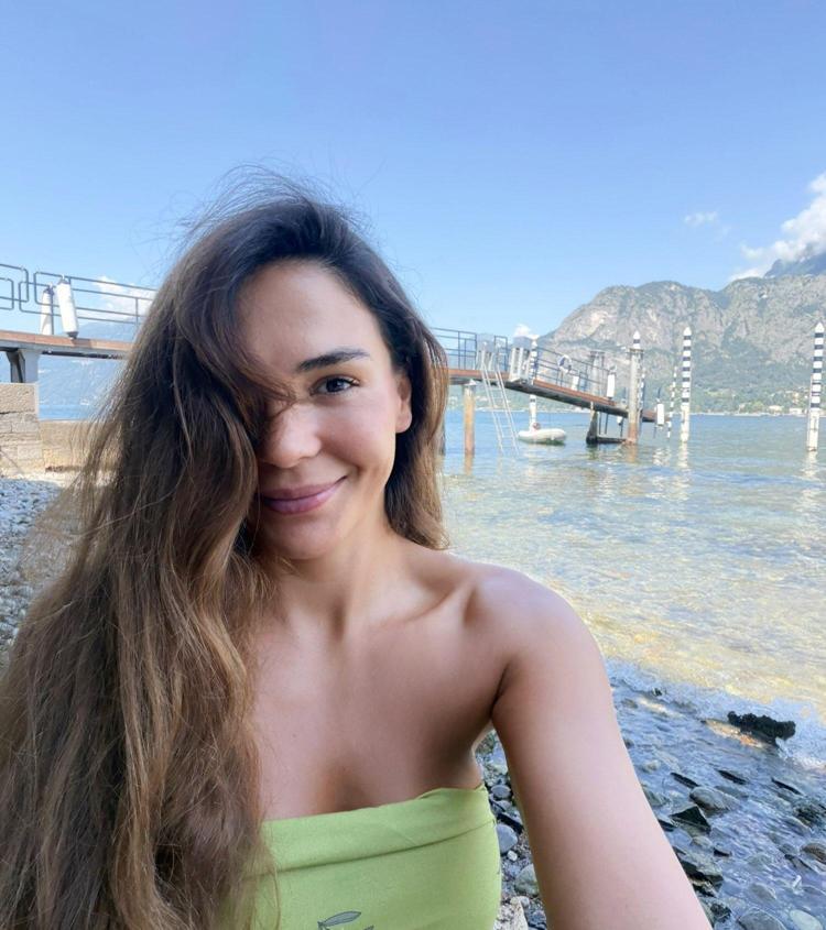 Ebru Şahinden Como Gölü pozları