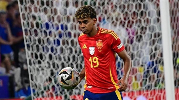 Küvetteki bebek büyüdü, Messinin karşısına çıkıyor 2026 Dünya Kupası finalinde mucize buluşma: Lionel Messi ve Lamine Yamal karşı karşıya