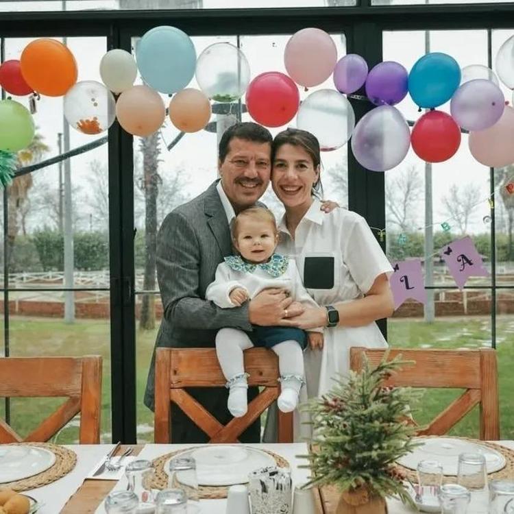 53 yaşında baba olan İlker Aksum: Ağlamamak için kendimi zor tuttum