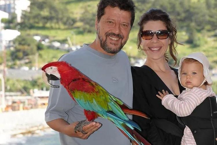 53 yaşında baba olan İlker Aksum: Ağlamamak için kendimi zor tuttum