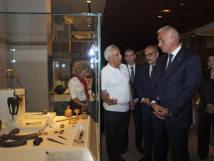 Anadolu Medeniyetleri Müzesinde çağdaş müzecilik dönemi 288 eser ilk kez ziyaretçilerle buluşuyor