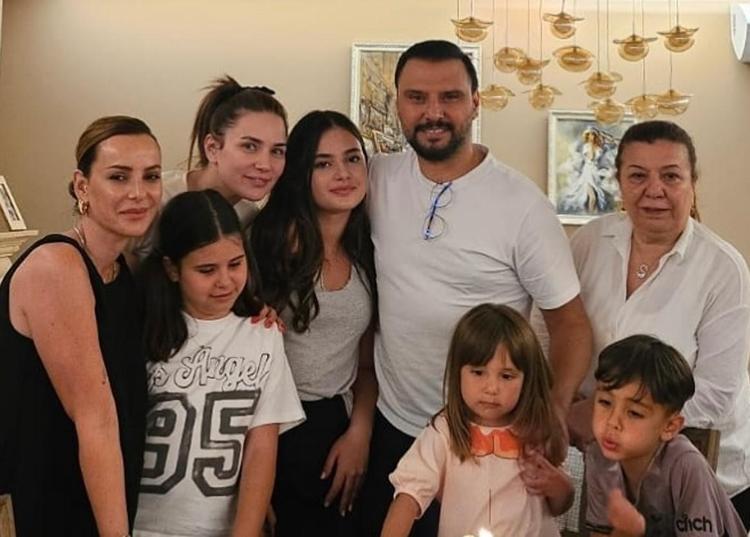 Vefatının 5. yılı Alişan, kardeşini mezarı başında anacak