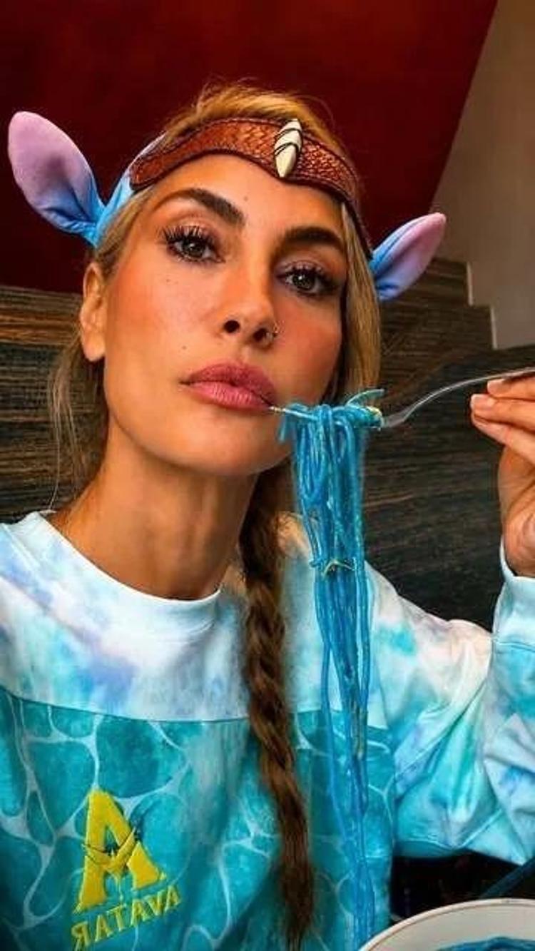 Çağla Şıkel mavi makarna yedi, Avatar dünyasını keşfetti