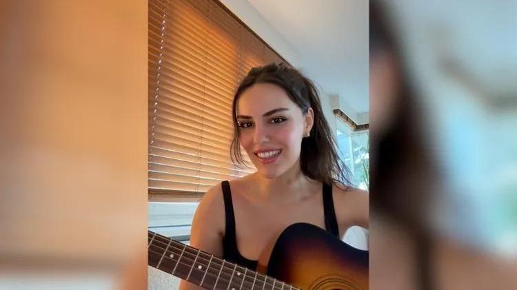 Sevgilisi Murat Dalkılıça rakip oldu Özgü Kaya sesiyle büyüledi