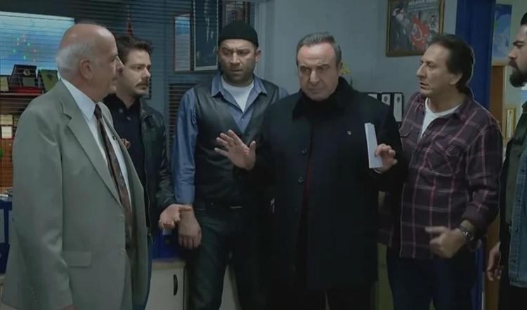 Usta oyuncu Murat Ormiyak huzurevinde yaşıyor Gözyaşlarına hakim olamadı