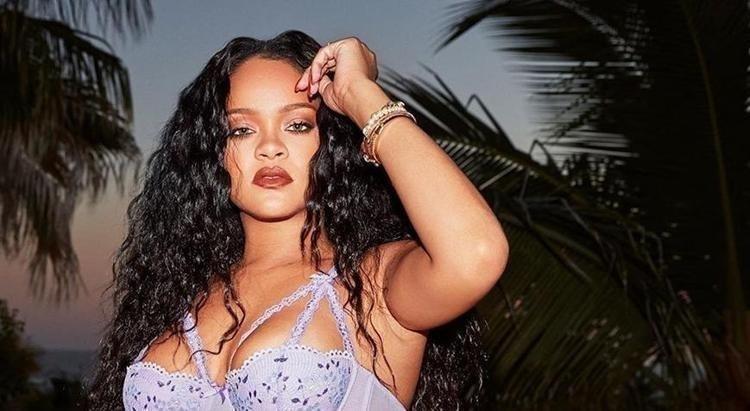 Rihanna’dan sürpriz Türkiye hamlesi
