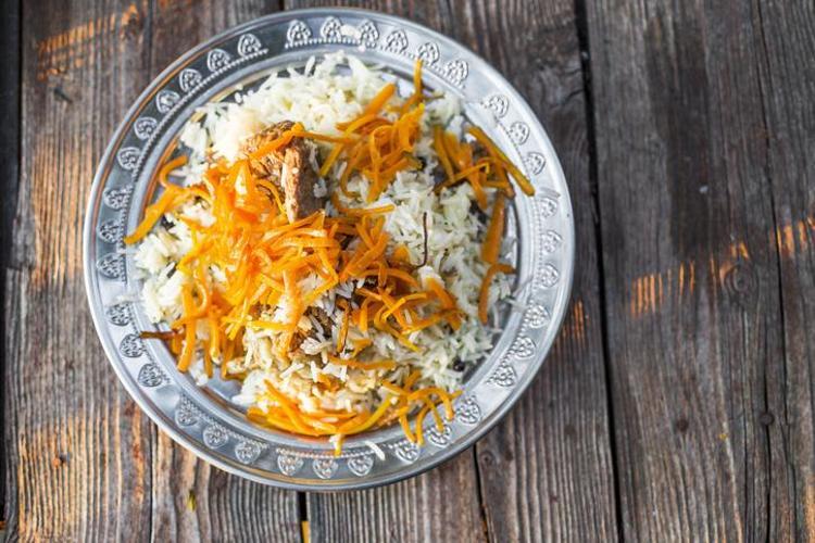 Pilavı bir de böyle pişirin Rendeleyip içine ekleyince lezzetini 10 kat artırıyor