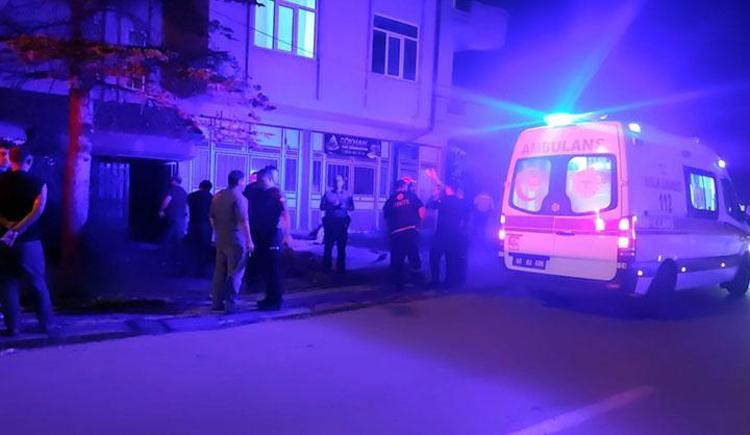 Kendi evine çatıdan girmek isteyen adam 3üncü kattan düştü
