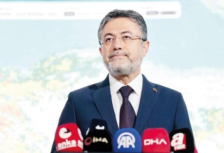 Bakan Yumaklı orman yangınlarındaki son durumu açıkladı 213 yangın kontrol altına alındı: 10 il için kritik uyarı
