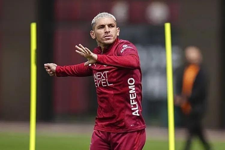 Galatasaraylı Lucas Torreiraya yumruklu saldırı davasında istenen ceza belli oldu