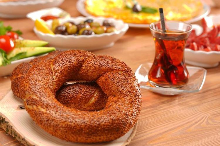 Zirvedeki şehir ne İstanbul oldu ne de Ankara Türkiyenin en lezzetli simidi bakın nereden çıktı