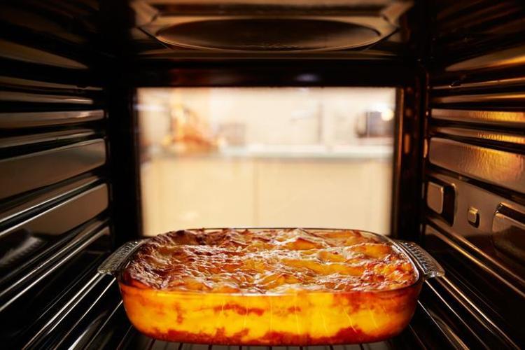 Dünyanın en lezzetli fırın makarna tarifi Tadı damak çatlatıyor