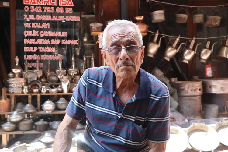 Yerine geçecek kimse yok Çin malları gelince işler bıçak gibi kesildi