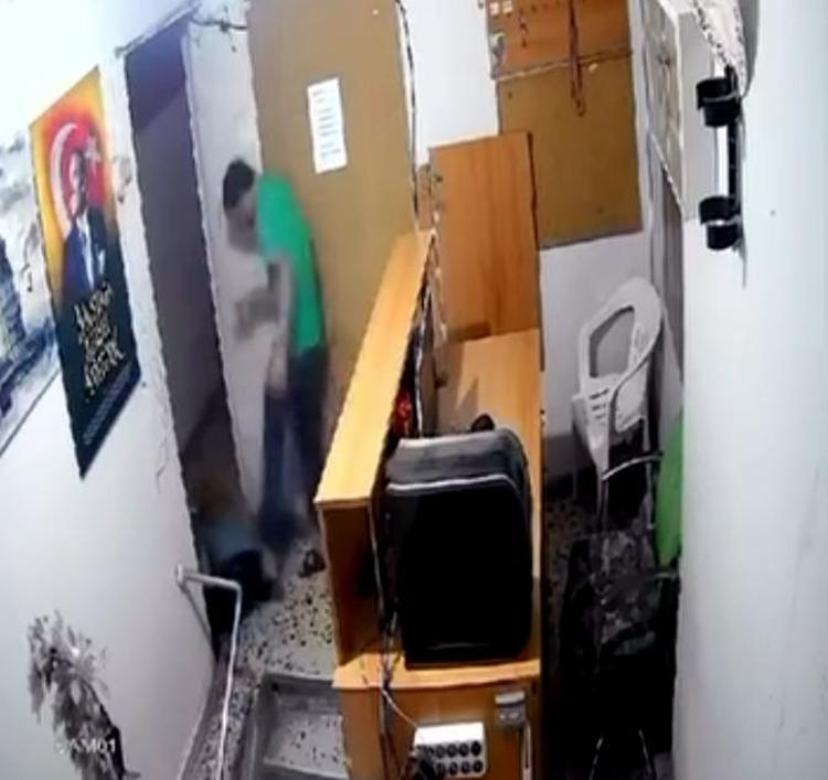 Yerlerde sürüklendi, defalarca darbedildi Genç kadın, dehşete düşüren o görüntüleri paylaştı