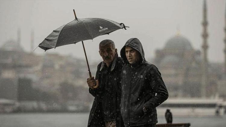 Meteoroloji tarih verdi İstanbul dahil birçok il için gök gürültülü sağanak uyarısı