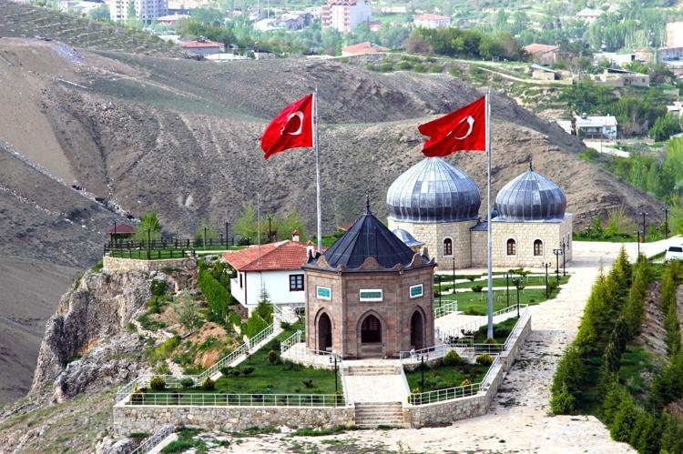 MALATYA’DA FESTİVAL HEYECANI İKİ ÖNEMLİ AÇILIŞLA TAÇLANDI