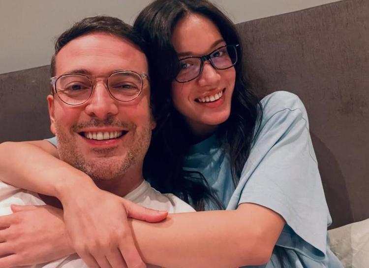 Aşıklar tatilde Oğuzhan Koç ve Hazal Subaşından yeni kare
