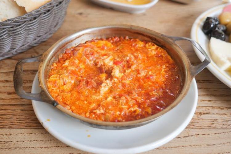 GASTRONOMİ VE TARİH NE DİYOR