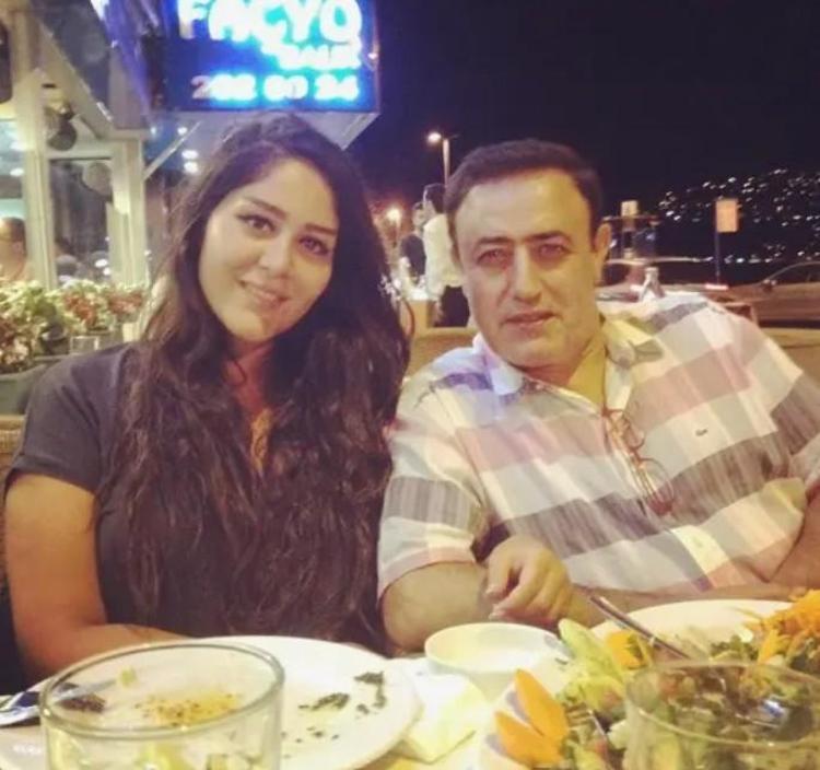 BABAMIN BENİ PERİŞAN ETMESİNİ BEKLİYORLAR