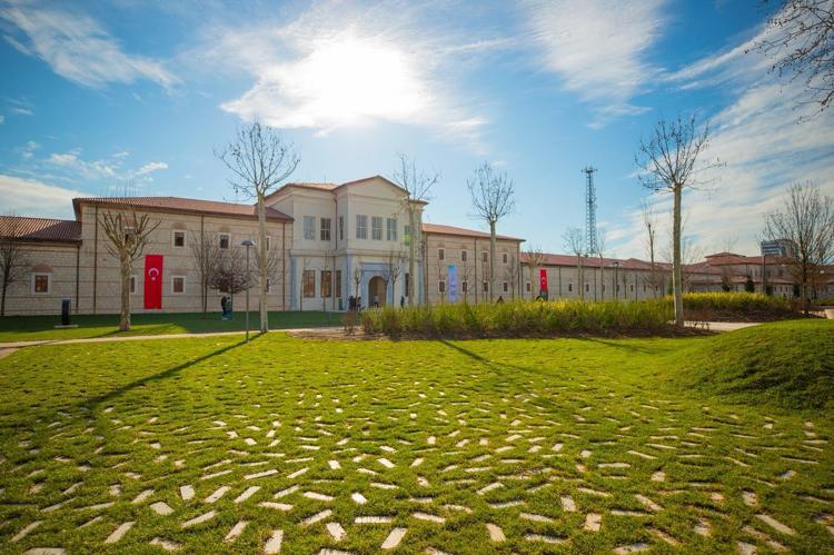 ÜÇ YILDA 8,2 MİLYONDAN FAZLA ZİYARETÇİ