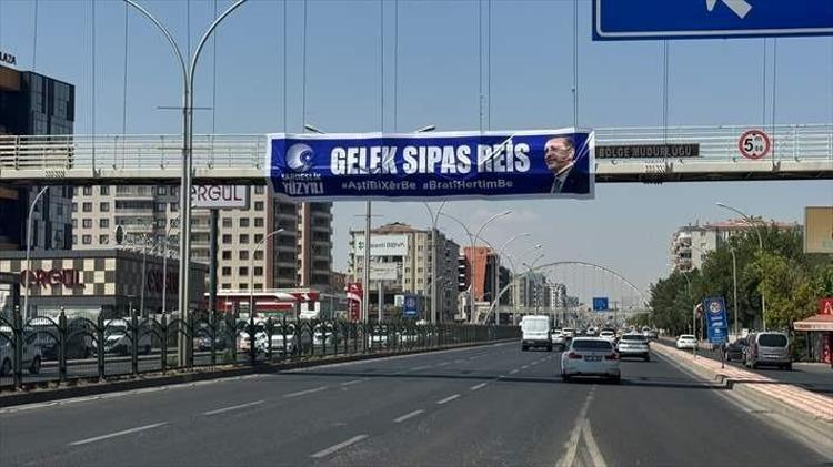 Diyarbakır’da Cumhurbaşkanı Erdoğan’a teşekkür pankartı