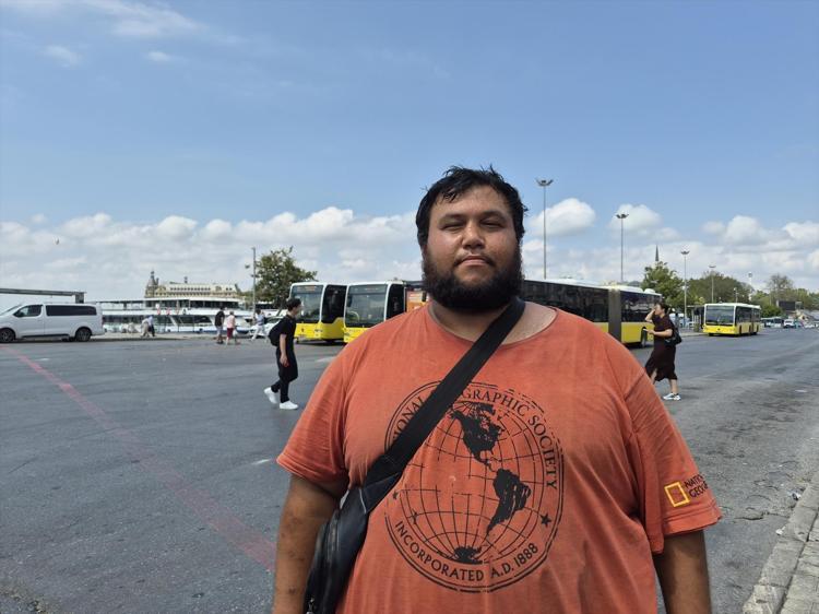 Kadıköyde otobüs peronlarının kaldırılmasına vatandaştan tepki Bunu bize neden yaşatıyorsunuz