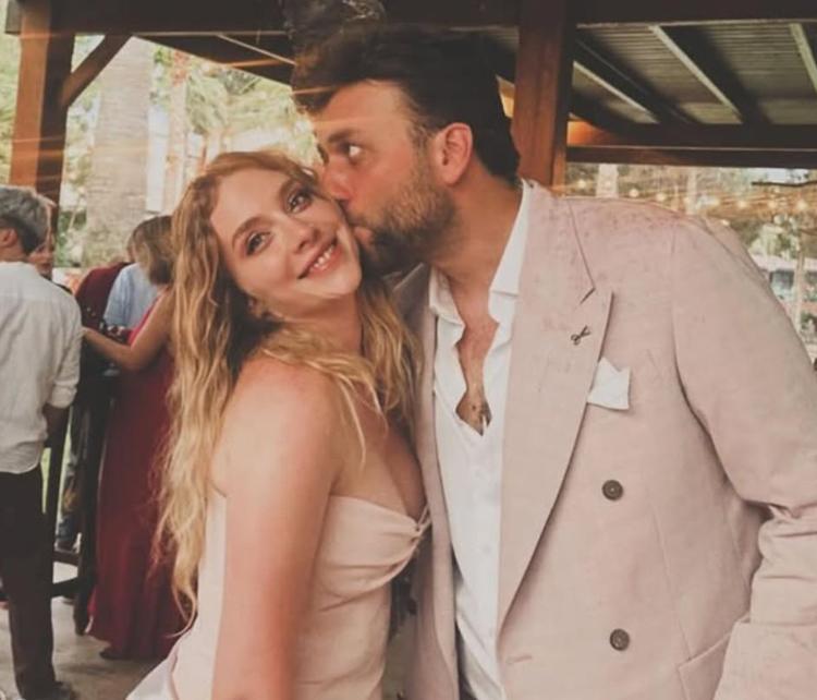 NİŞANLANDI