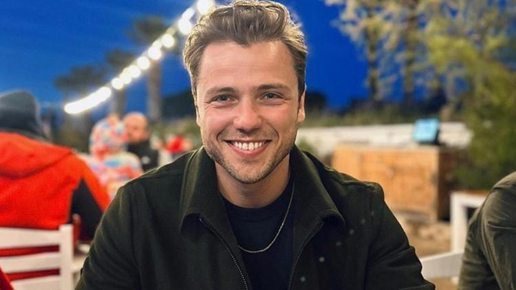 Tolga Sarıtaş’ın mutlu aile pozu Beğeni yağdı