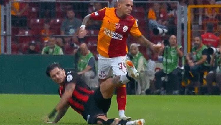 Galatasaray - Çorum FK maçının tartışmalı pozisyonlarını eski hakemler yorumladı