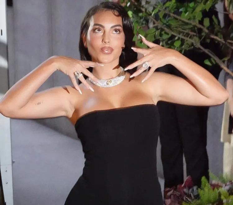Cristiano Ronaldo ve Georgina Rodriguez’in evlilik sözleşmesindeki detay şaşırttı