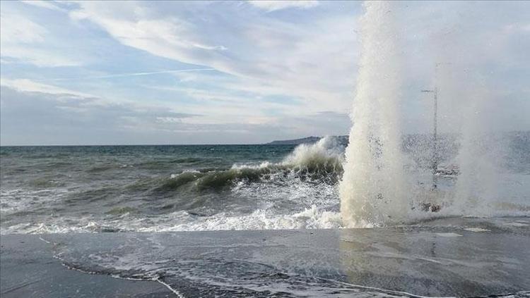 Meteorolojiden yeni sağanak yağış uyarısı Ege, İç Anadolu ve Karadenizde yaşayanlar dikkat