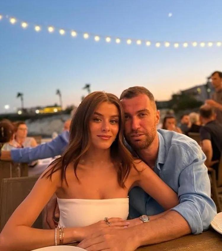 Oğulcan Enginin evlilik sorusunda gözleri parladı, İlayda Alişan geçiştirdi