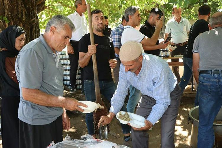 300 yıllık gizemli gelenek Yapılmayınca köyde felaketler yaşanıyor