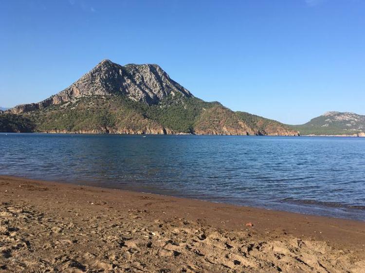 SADECE SEN VE DOĞA: MUSA DAĞI’NIN ETEĞİ SAZAK KOYU