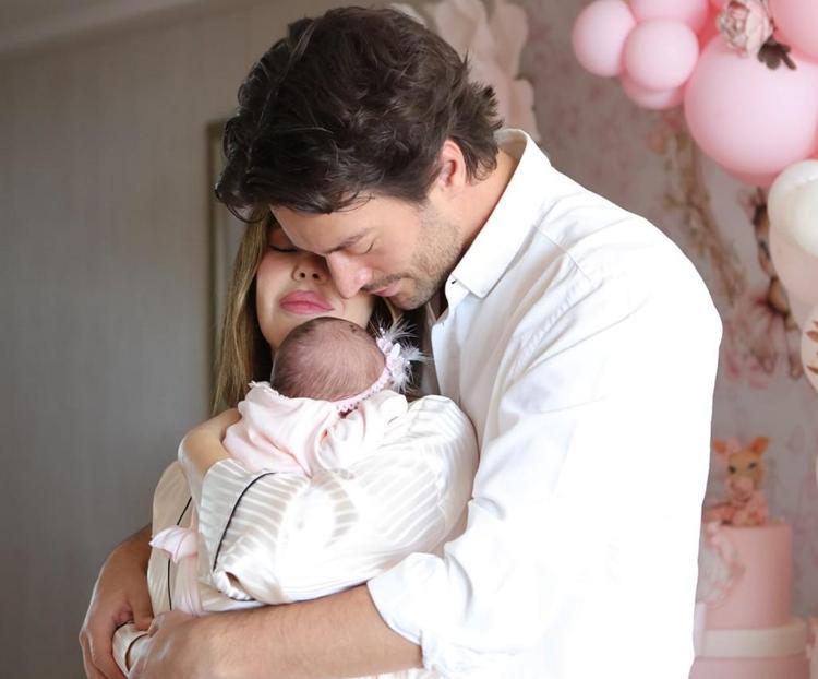 İLK AİLE POZLARI