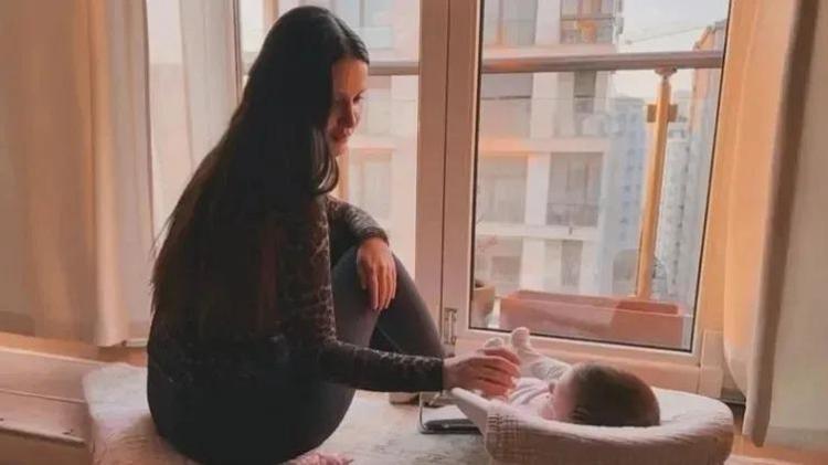 İrem Helvacıoğlu’nun kızı Sora’dan eğlenceli anlar