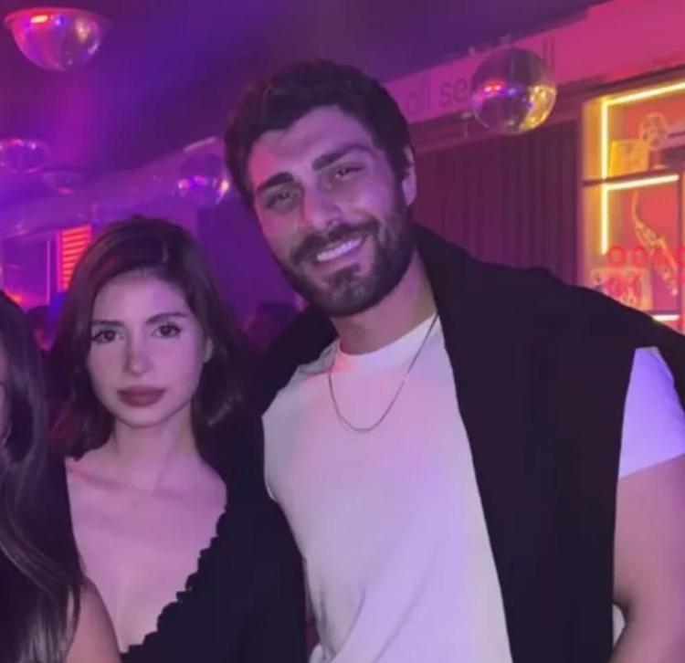 Taşacak Bu Denizin Fadimesi Zeynep Atılgana fizik onur ödülü Yorum yağdı