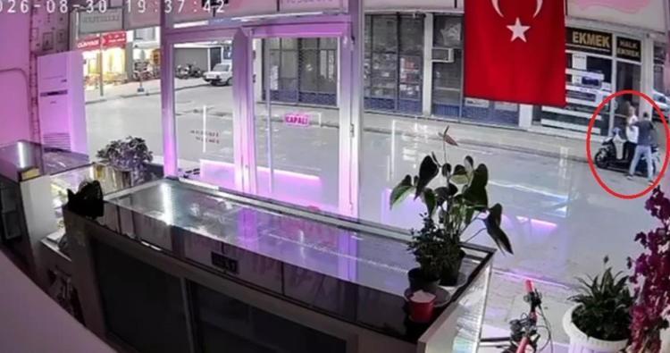 Dükkanı kapatırken kasap bıçağıyla saldırdı ‘Game Over’ deyip teslim oldu