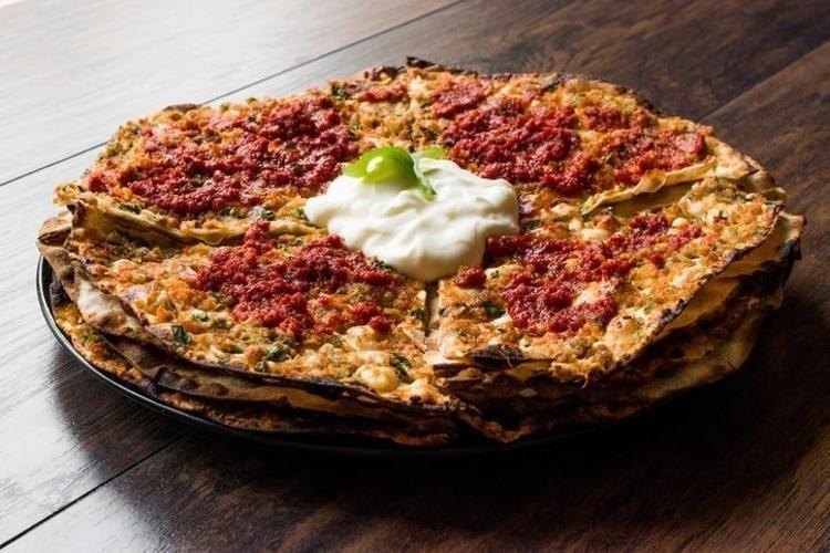 Evde orijinal Kayseri yağlaması nasıl yapılır Yumuşacık şebit ve kıyma harcının sırrını veriyoruz