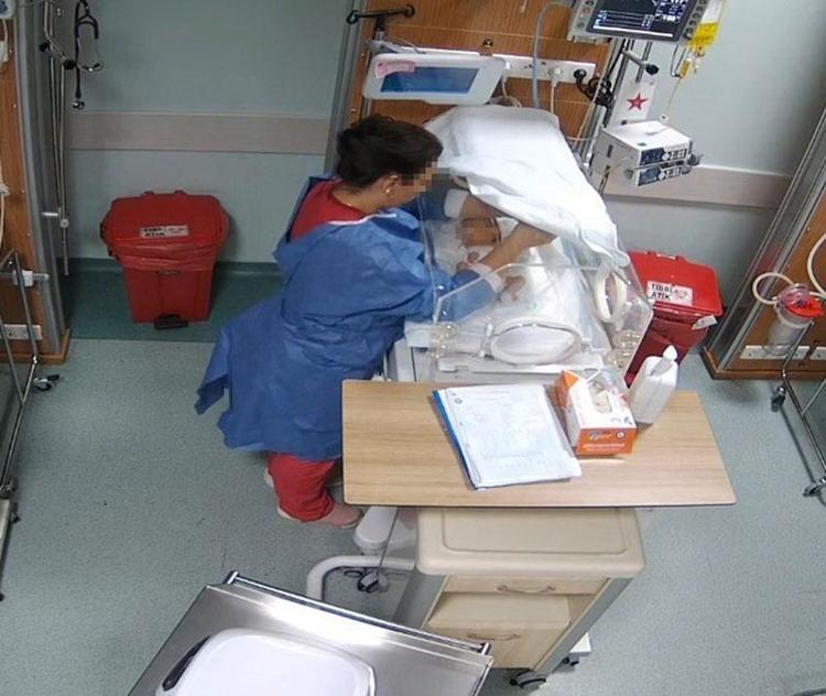 Bebeğe şiddet uygulayan hemşire hakkında karar çıktı: Pişmanlığım ömür boyu devam edecek