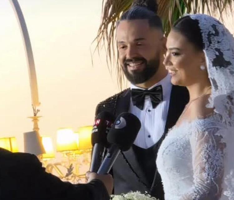 Zenne Tolgacan evlendi Damat danslarıyla şov yaptı, geline altın yağdı