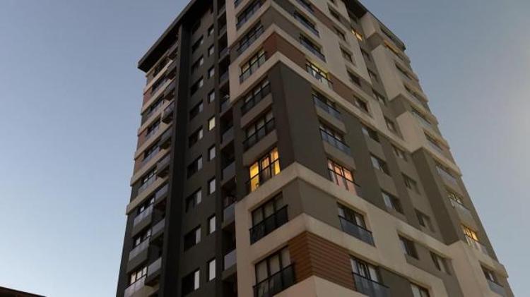 HABERİ ALAN DOSTLARI EVE KOŞTU