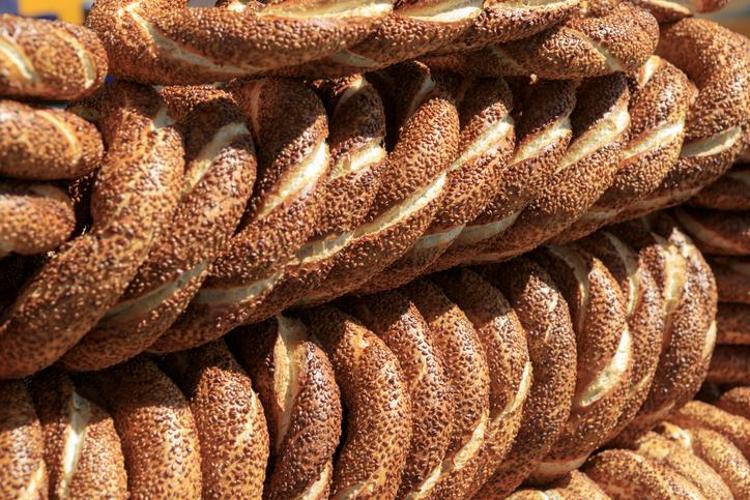 Hakiki sokak simidinin bilinmeyen sırrı Pekmezli su banyosunda bu hatayı yapmayın