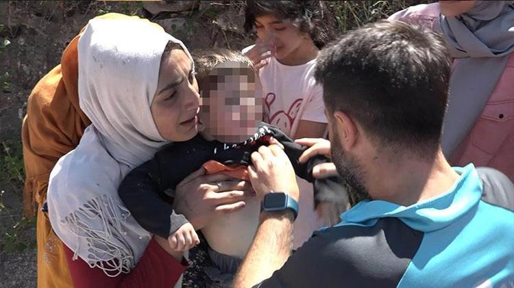 Kaybolan çocuğuna kavuşan anne sevinçten bayıldı