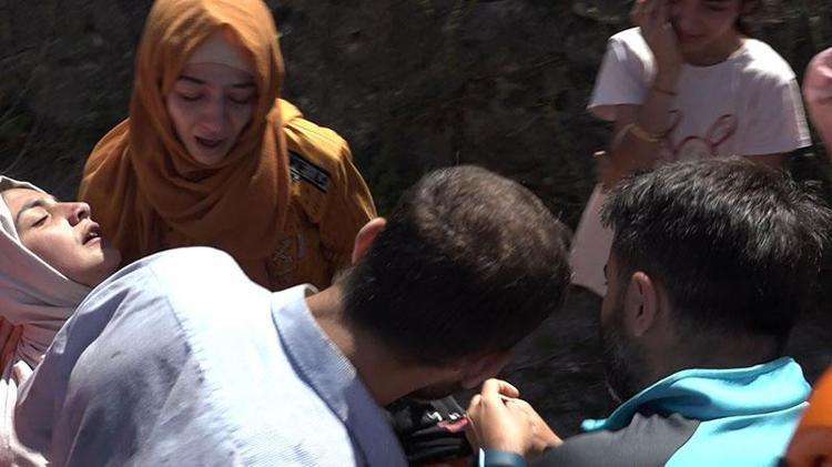 Kaybolan çocuğuna kavuşan anne sevinçten bayıldı