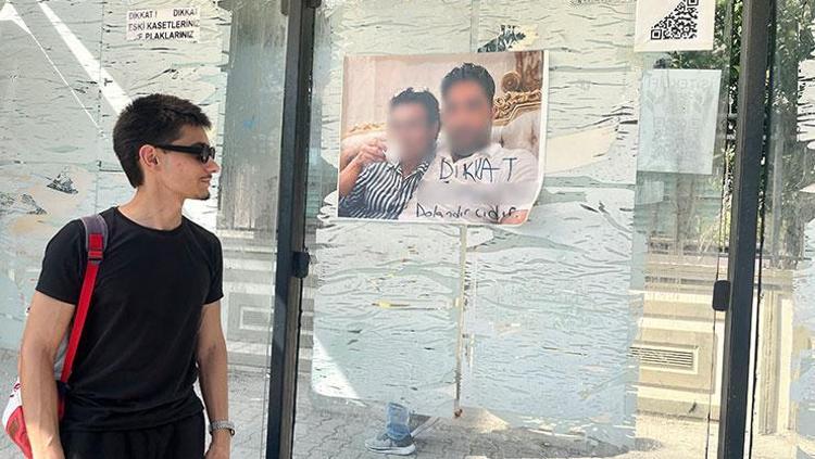 Otobüs durağındaki fotoğrafa yazılan yazı görenleri şaşırtıyor