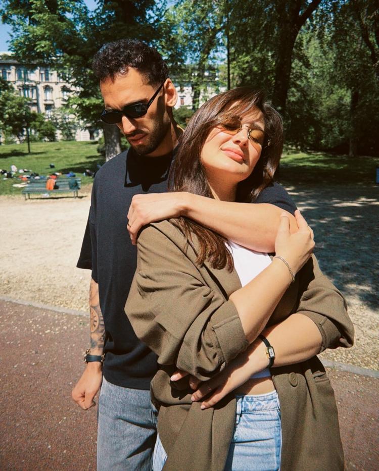 Hakan Çalhanoğlu ve Sinem Çalhanoğlunun Formula 1 tarzı olay oldu