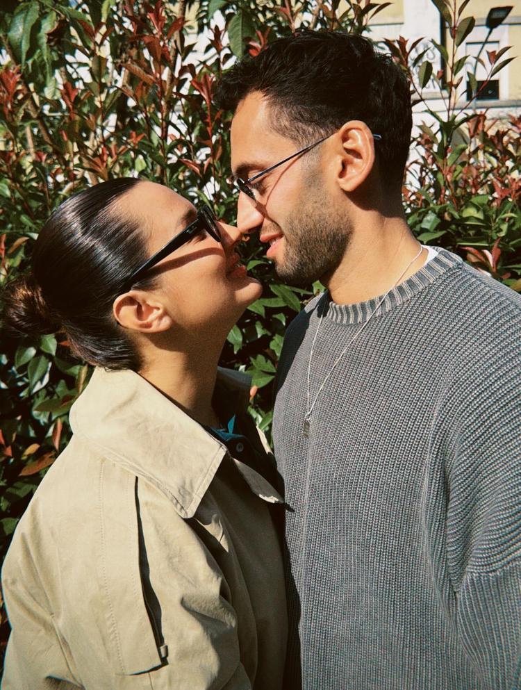 Hakan Çalhanoğlu ve Sinem Çalhanoğlunun Formula 1 tarzı olay oldu